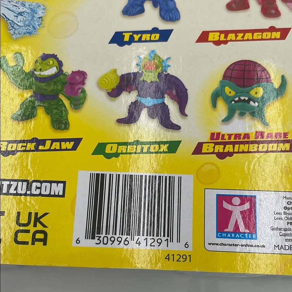 Blue and Purple Action Figures Playset with Stretchy Gooey Texture - Picture 3 of 3